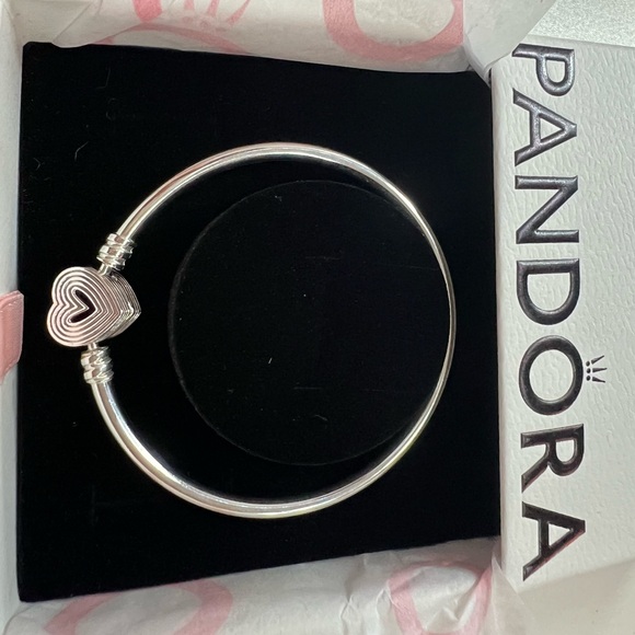 Pandora Silver Heart Bracelet - Picture 2 of 4